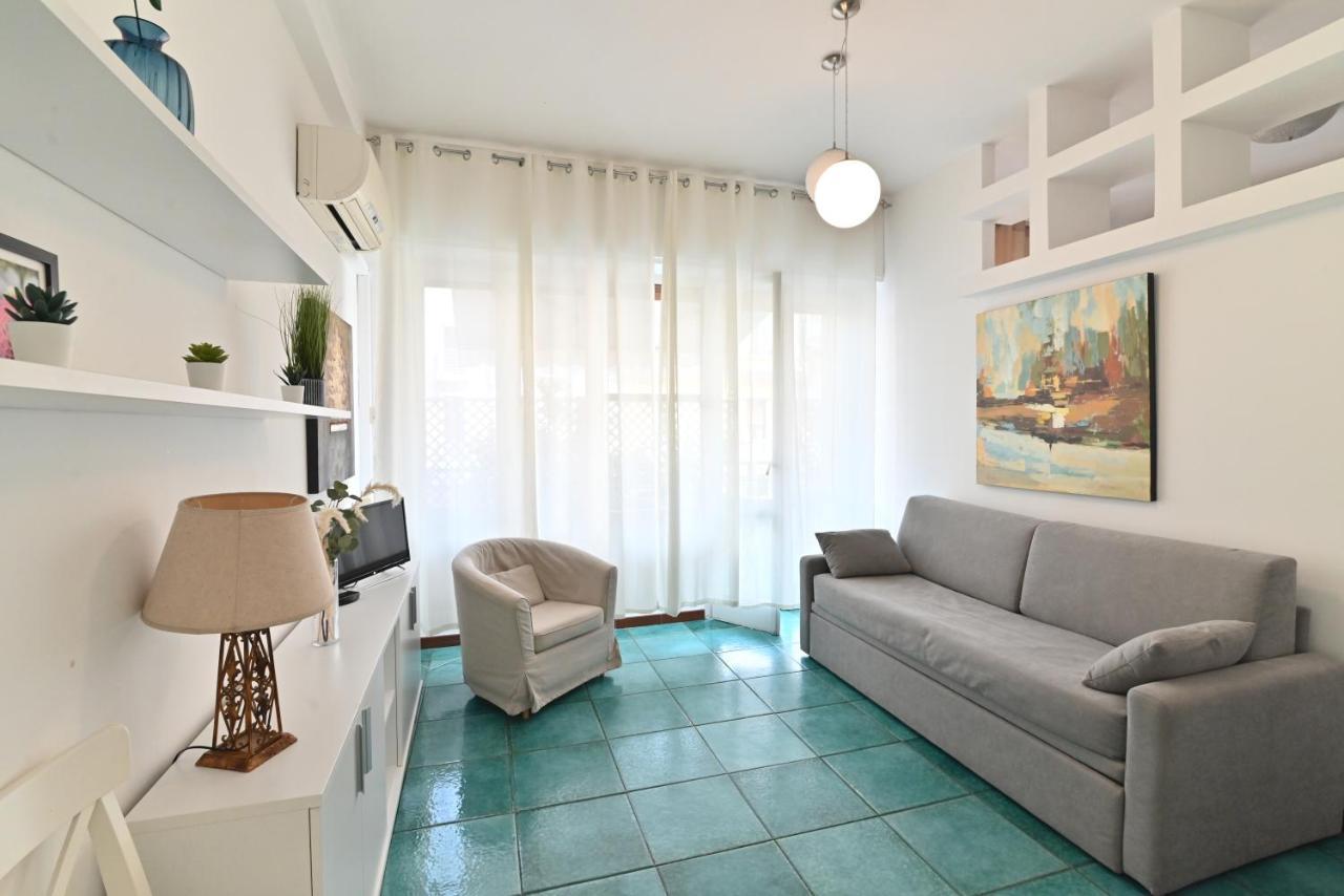 Izzhome Holiday Terrace Кальяри Экстерьер фото