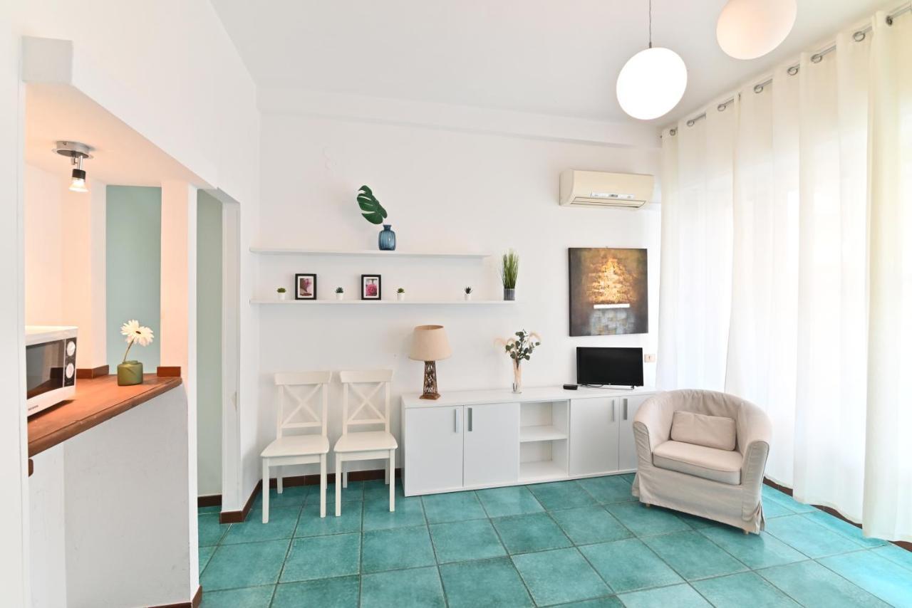 Izzhome Holiday Terrace Кальяри Экстерьер фото