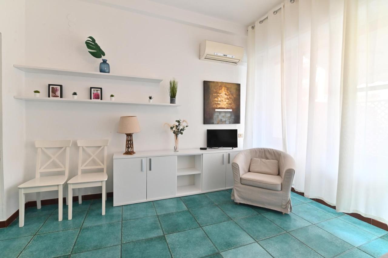 Izzhome Holiday Terrace Кальяри Экстерьер фото