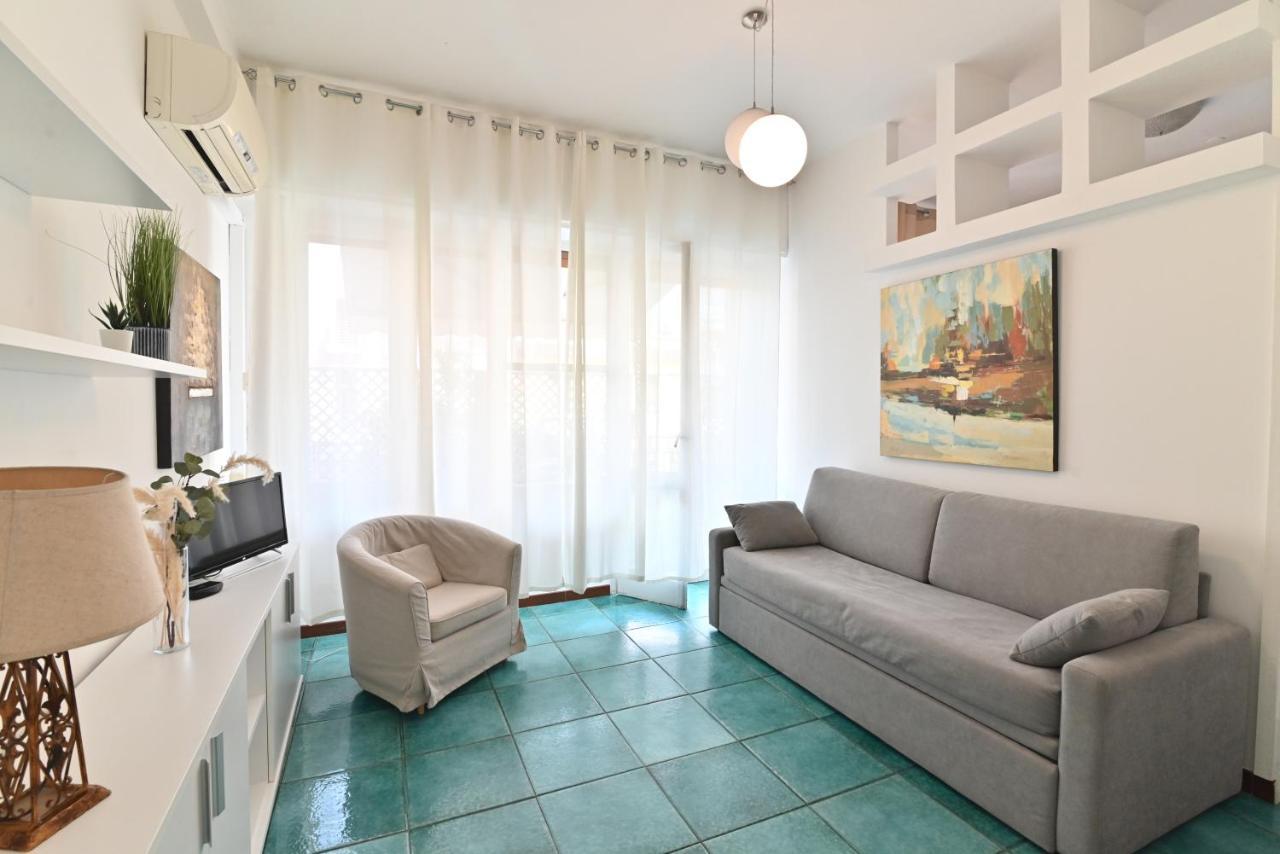 Izzhome Holiday Terrace Кальяри Экстерьер фото