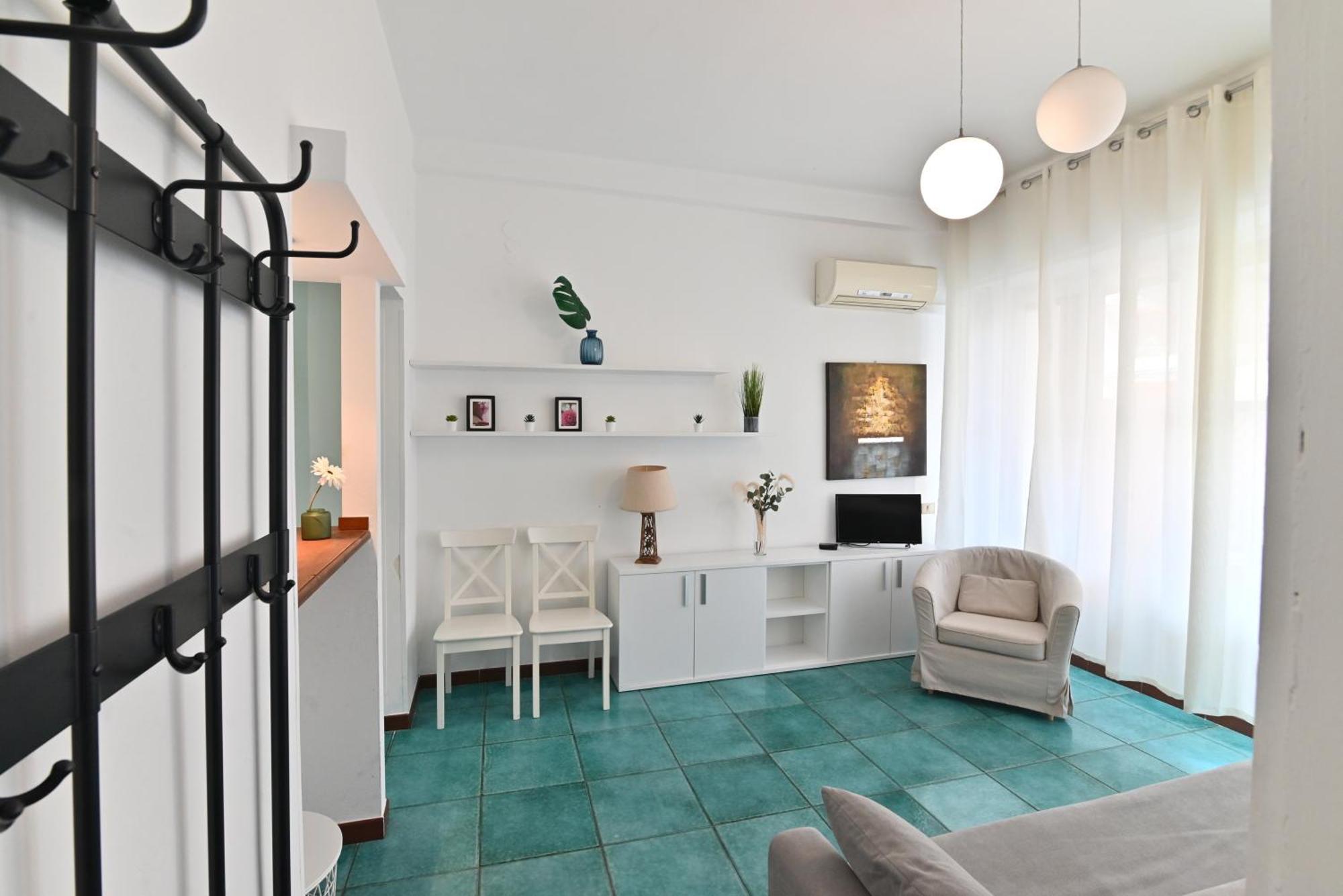 Izzhome Holiday Terrace Кальяри Экстерьер фото